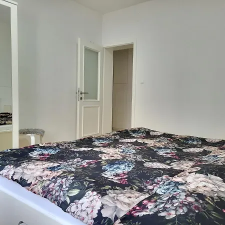 Check In Rebro Apartment